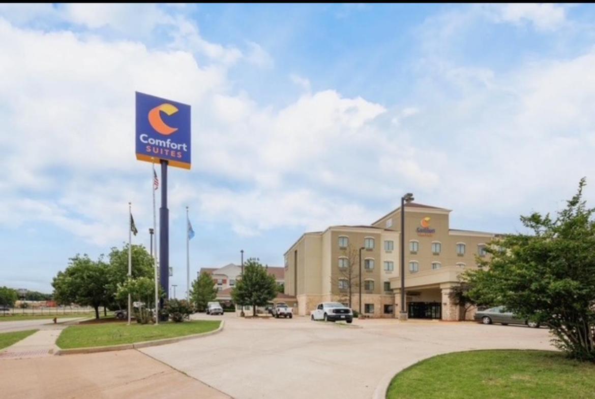 Comfort Suites Lawton Near Fort Sill Eksteriør billede